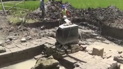 Candi Slumpang Lamongan